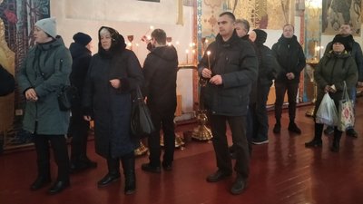 У Житомирі попрощалися із двома загиблими військовими – Максимом Бугирою та Сергієм Солошаком У Житомирі попрощалися із двома загиблими військовими – Максимом Бугирою та Сергієм Солошаком