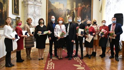 У Миколаєві нагородили лауреатів обласної премії імені Миколи Аркаса У Миколаєві нагородили лауреатів обласної премії імені Миколи Аркаса
