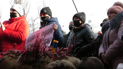 Оренду на 5 років: у Херсоні мітингували працівники ринків Оренду на 5 років: у Херсоні мітингували працівники ринків