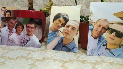 "В кожній людині бачу свого сина". Як на Сумщині родина два роки чекає з полону єдиного сина "В кожній людині бачу свого сина". Як на Сумщині родина два роки чекає з полону єдиного сина