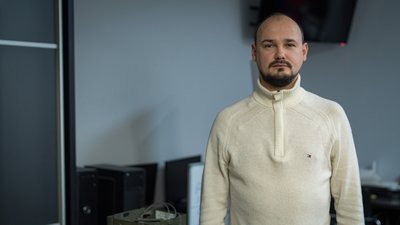 Навчають цивільних та військових. Волонтери з Дніпра створили академію пілотів FPV-дронів Навчають цивільних та військових. Волонтери з Дніпра створили академію пілотів FPV-дронів