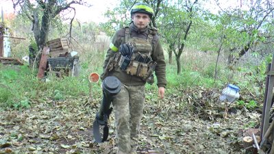 “Особливо вночі йдуть атаки ворога”. Бойовики без успіху штурмують позиції ЗСУ на Бахмутському напрямку “Особливо вночі йдуть атаки ворога”. Бойовики без успіху штурмують позиції ЗСУ на Бахмутському напрямку