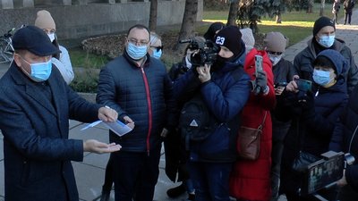 "Діти в стресі": на Полтавщині вимагали відкрити дитсадки і відновити навчання у школах "Діти в стресі": на Полтавщині вимагали відкрити дитсадки і відновити навчання у школах