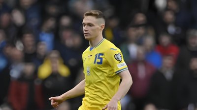 Віктор Циганков у матчі збірної України з футболу