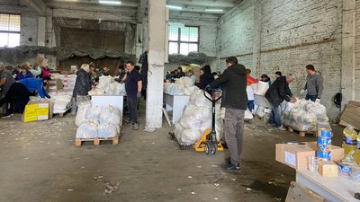 Від початку роботи сортувального центру на Полтавщині зібрали майже сто тисяч продуктових наборів Від початку роботи сортувального центру на Полтавщині зібрали майже сто тисяч продуктових наборів
