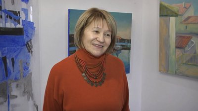 Живопис, інсталяції та графіка: у Луцьку презентували виставку з 61 картини