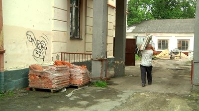 У Житомирі розпочали ремонт аварійного корпусу гімназії №23 У Житомирі розпочали ремонт аварійного корпусу гімназії №23
