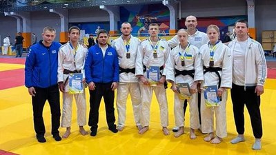 Спортсмени з Дніпропетровщини вибороли 12 медалей на кубку України з дзюдо