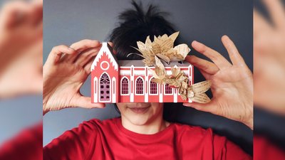 Львівська художниця створила паперову модель зруйнованої чернігівської бібліотеки Львівська художниця створила паперову модель зруйнованої чернігівської бібліотеки