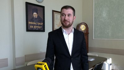 Три години перерви через "замінування": як проходила перша сесія Чернігівської міської ради без Атрошенка Три години перерви через "замінування": як проходила перша сесія Чернігівської міської ради без Атрошенка