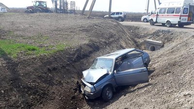 Уникнув зіткнення: на Хмельниччині у результаті ДТП травмувалася людина
