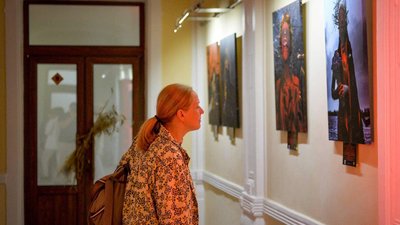 Картини без облич – у Житомирі відкрили благодійну фотовиставку "333" Картини без облич – у Житомирі відкрили благодійну фотовиставку "333"