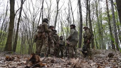 Тримали оборону на Донбасі — тепер навчаються штурму. На Київщині тренуються нацгвардійці для звільнення територій