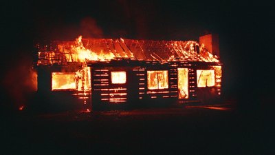 На Херсонщині у новорічну ніч сталася пожежа у житловому будинку