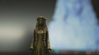 Четверо майстрів з Рівного самотужки опанували ювелірну справу: "таємниця" мавки з Оствиці Четверо майстрів з Рівного самотужки опанували ювелірну справу: "таємниця" мавки з Оствиці