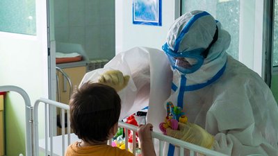 На Чернігівщині кількість госпіталізованих з коронавірусом дітей збільшилася на третину