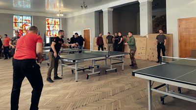 "Ми тут всі однодумці, маємо про що поговорити": в Ужгороді пройшов турнір для учасників війни "Ми тут всі однодумці, маємо про що поговорити": в Ужгороді пройшов турнір для учасників війни