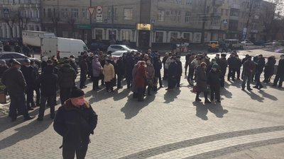 “STOP ТАРИФНИЙ ГЕНОЦИД”. У Вінниці вийшли на мирний протест проти підвищення тарифів “STOP ТАРИФНИЙ ГЕНОЦИД”. У Вінниці вийшли на мирний протест проти підвищення тарифів
