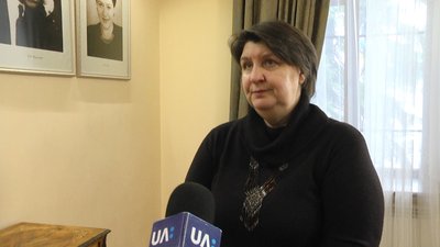 У Житомирі викладач художньої школи Сергій Носок провів онлайн-урок з написання шрифтів У Житомирі викладач художньої школи Сергій Носок провів онлайн-урок з написання шрифтів