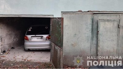 Запчастини та інструменти викрав з авто 20-річний закарпатець