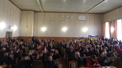 Позбавили мандатів: на Вінниччині депутати подають до суду на "Батьківщину" Позбавили мандатів: на Вінниччині депутати подають до суду на "Батьківщину"