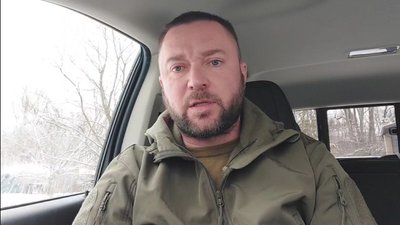 Автомобілі, медичні рюкзаки та амуніція: американські волонтери співпрацюють з тернопільськими Автомобілі, медичні рюкзаки та амуніція: американські волонтери співпрацюють з тернопільськими