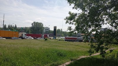 Черги з п'ятої ранку. Як заправляються автомобілісти на Сумщині Черги з п'ятої ранку. Як заправляються автомобілісти на Сумщині