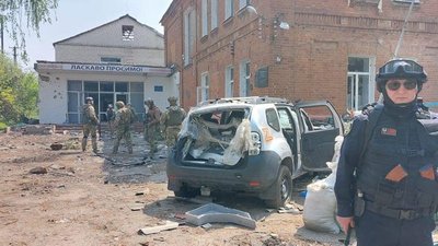 Фіксують злочини та розміновують: у Циркунах після звільнення працюють силовики Фіксують злочини та розміновують: у Циркунах після звільнення працюють силовики