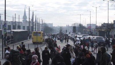Від львівського вокзалу до кордону: спогади про початок повномасштабного вторгнення Від львівського вокзалу до кордону: спогади про початок повномасштабного вторгнення