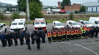 Узбіччя усипані протипіхотними мінами: МВС хоче залучити додаткові сили для розмінування Харківщини Узбіччя усипані протипіхотними мінами: МВС хоче залучити додаткові сили для розмінування Харківщини