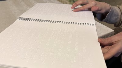 Незряча поетеса з Хуста про материнство, роботу та доступність Незряча поетеса з Хуста про материнство, роботу та доступність