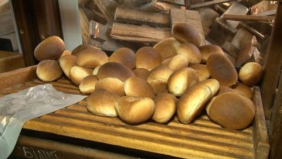 Черкаська піцерія пече "кунцівські" булочки для армії та тероборони