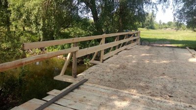 У громаді на Волині місцеві жителі власноруч відремонтували поромні переправи У громаді на Волині місцеві жителі власноруч відремонтували поромні переправи