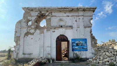 Усе згоріло. На Миколаївщині хочуть відбудувати храм, зруйнований обстрілами РФ
