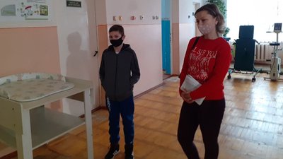У луцькій лікарні почали вакцинувати проти COVID-19 підлітків. Які умови У луцькій лікарні почали вакцинувати проти COVID-19 підлітків. Які умови