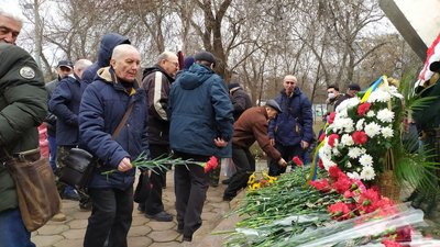 15 лютого 15 лютого