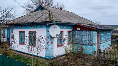 У Кропивницькому просять фотографувати декоративну плитку на старих будинках У Кропивницькому просять фотографувати декоративну плитку на старих будинках