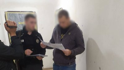 Завдав збитків на 1,3 млн гривень: ексдиректора Одеського порту обвинувачують у службовій недбалості