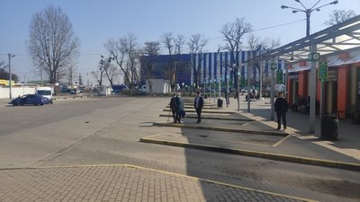 На час карантину на Львівщині заборонили усі міжміські перевезення