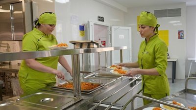 шкільна їдальня ілюстративне