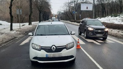 Аварія на вулиці Глушець у Луцьку Аварія на вулиці Глушець у Луцьку