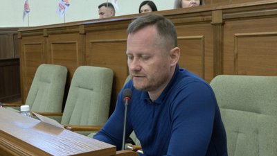 За підвищення зарплати голові Волинської обласної ради та двом його заступникам депутати під час сесії не голосували За підвищення зарплати голові Волинської обласної ради та двом його заступникам депутати під час сесії не голосували