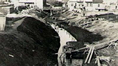 Устя "постарішала" на сто років Устя "постарішала" на сто років