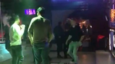 Без масок та за попереднім записом: у Львові попри карантин працював нічний клуб Без масок та за попереднім записом: у Львові попри карантин працював нічний клуб