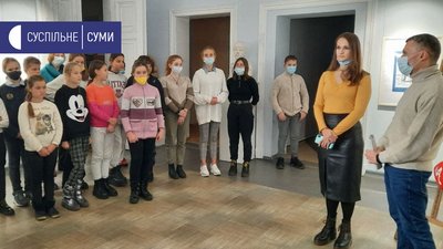 Викладачка сумської художньої школи Аліна Ігнатьєва представила свої "Графічні історії" Викладачка сумської художньої школи Аліна Ігнатьєва представила свої "Графічні історії"