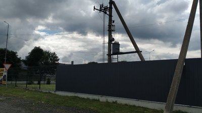Зачепив провід. Під Луцьком від удару струмом загинув мешканець Миколаївщини