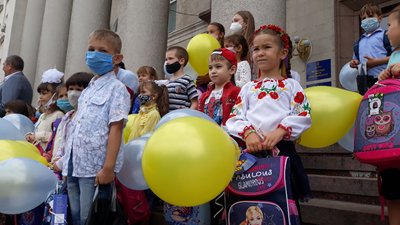 У Кропивницькому 66 першокласників з багатодітних родин отримали шкільне приладдя