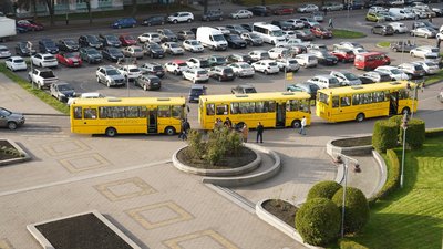 Нові шкільні автобуси