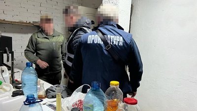 На Львівщині вилучили незаконно виготовлене паливо на суму близько 7,5 млн грн На Львівщині вилучили незаконно виготовлене паливо на суму близько 7,5 млн грн