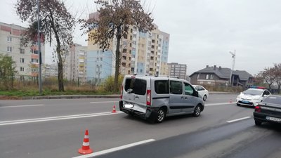 Очима очевидця: у Рівному ДТП на пішохідному переході Очима очевидця: у Рівному ДТП на пішохідному переході